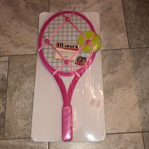 Tennis racket memo board